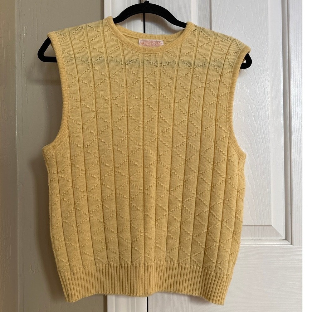 Vintage Pendleton Yellow Wool Sweater Vest‎ 100% Virgin Wool Preppy Academia M